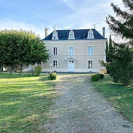 La Maladrie Bed & Breakfast Vouzailles Exterior photo